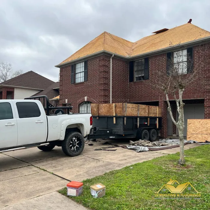 LE Roofing And Floorings Picture 7