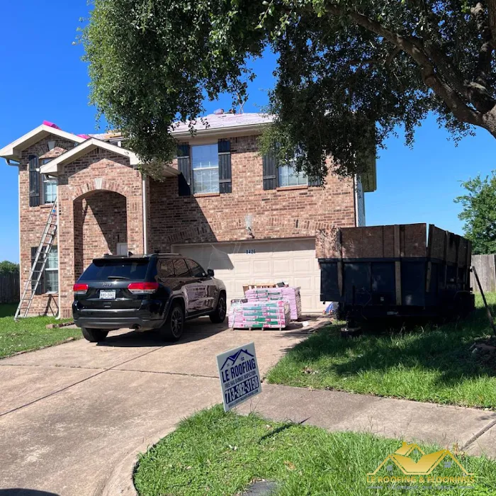 LE Roofing And Floorings Picture 5