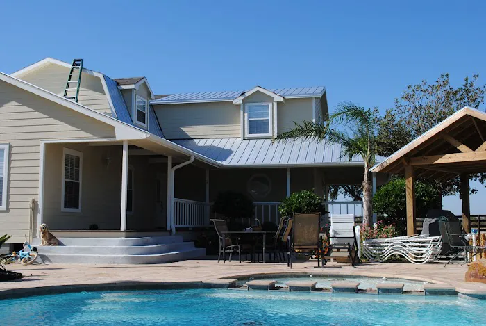 Ernie Smith & Sons Roofing Picture 2