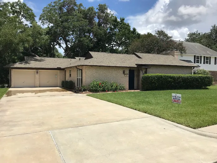 Big Star Roofing and Restoration, LLC Picture 3