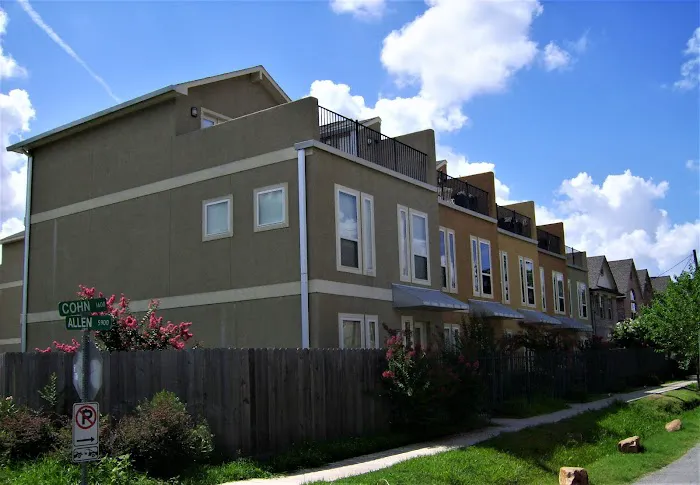 # One Roofing Service Picture 1