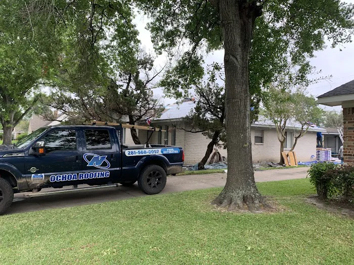 Ochoa Roofing & Beyond Picture 1