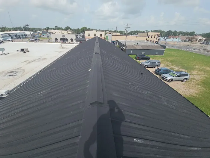 O&M Construction Services LLC Picture 7