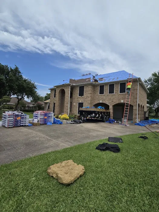 Reynas Roofing Repair Picture 3