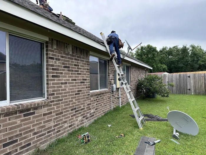 Reynas Roofing Repair Picture 2