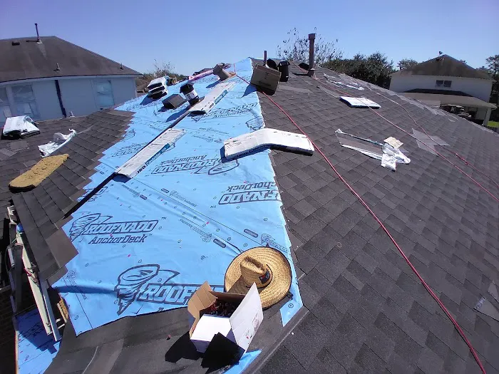 Reynas Roofing Repair Picture 8