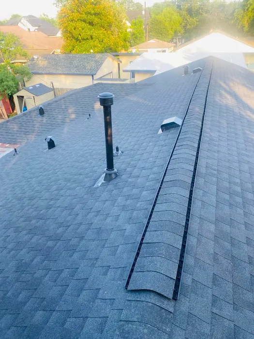 Handal's Roofing Picture 2