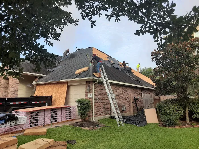 King Tower Roofing & Construction Picture 2