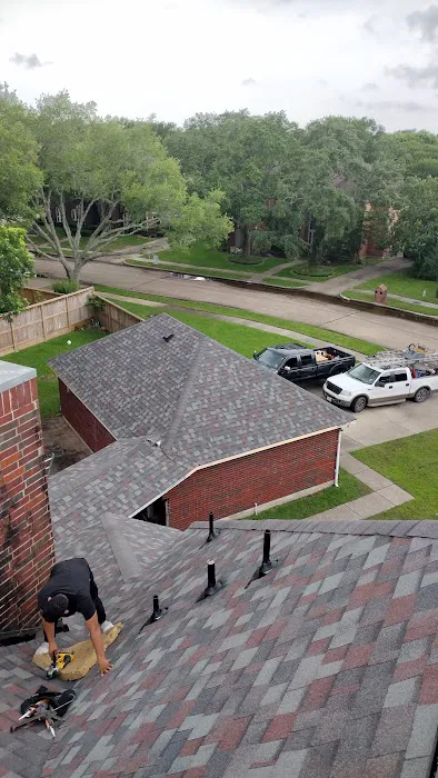 Halliburton Roofing and Construction Picture 2