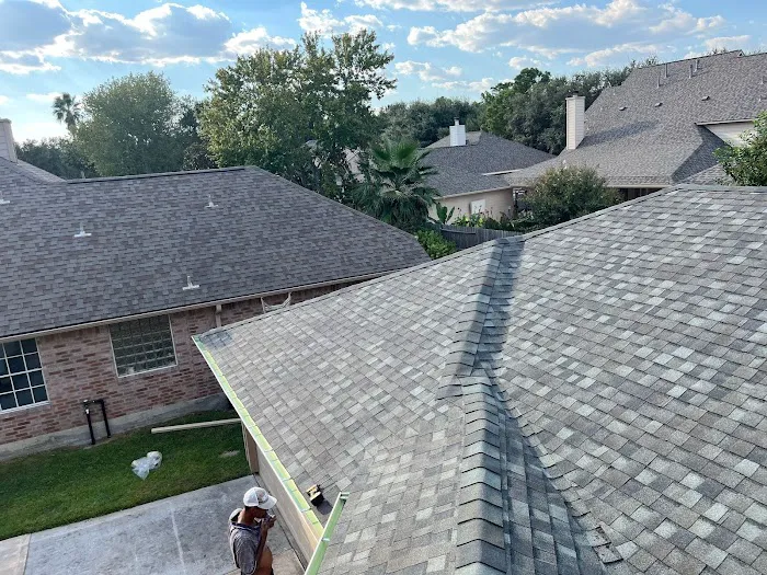 Fireman's Reliable Roofing Picture 1
