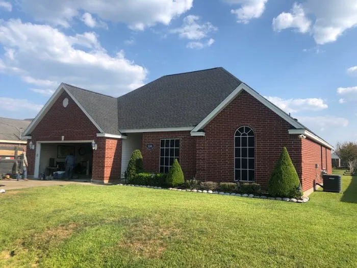 Swift Roofing & Construction Picture 2