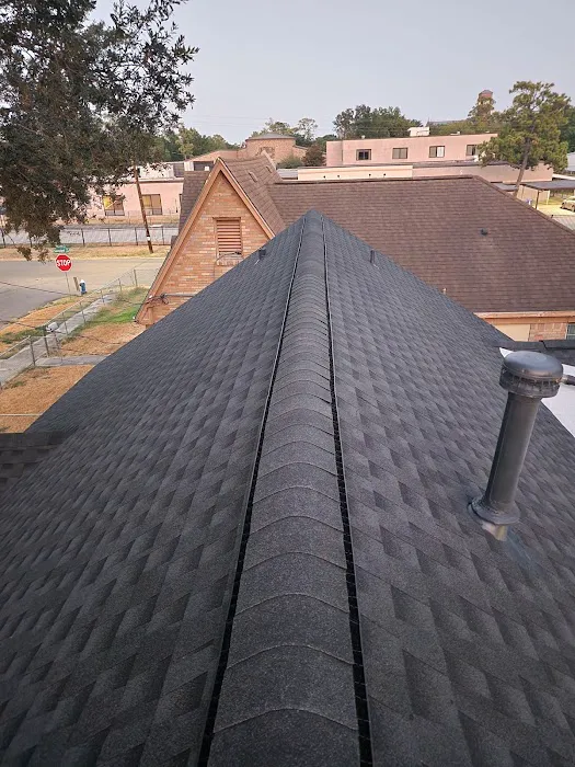 Swift Roofing & Construction Picture 1