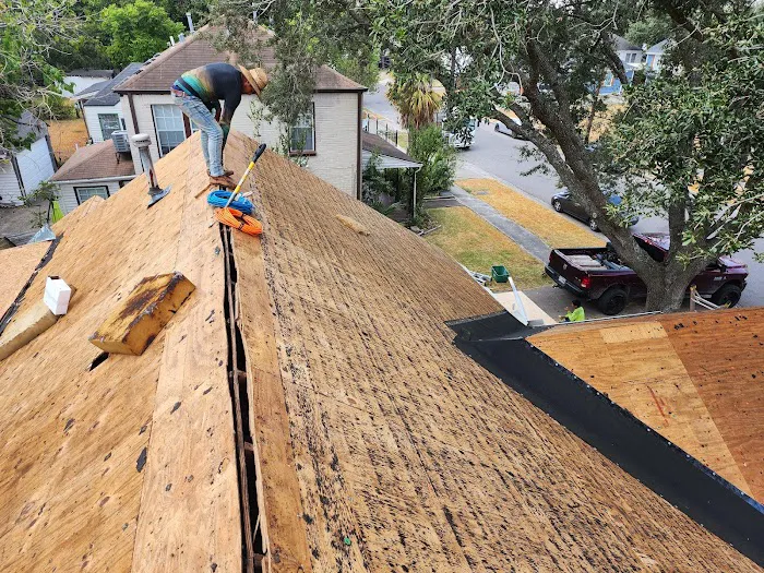 Swift Roofing & Construction Picture 10