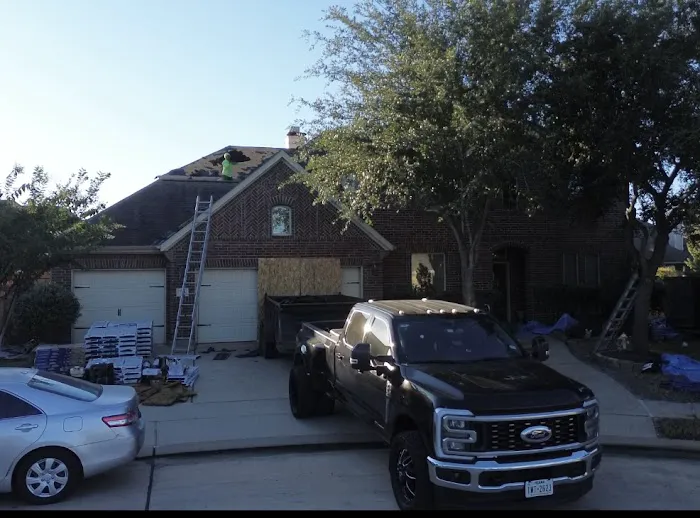 Strawhat Roofing & Construction, LLC Picture 6