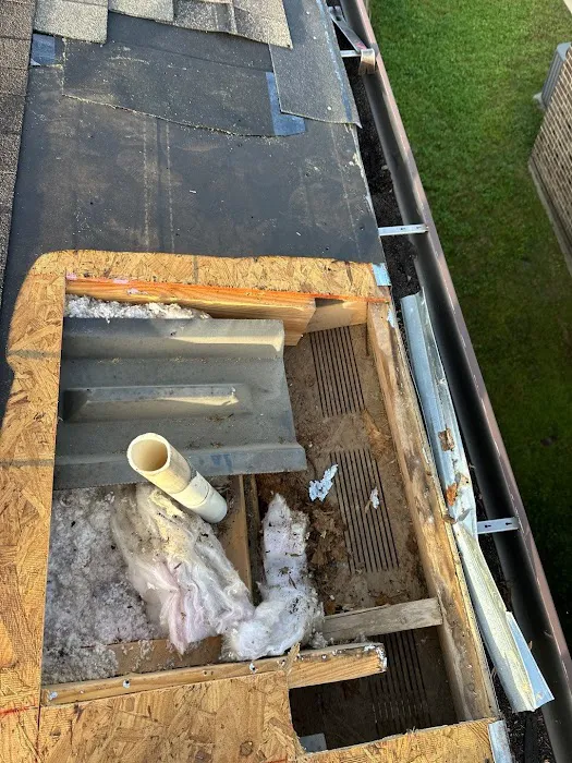 Roof Repair Services of Sienna Plantation Picture 10