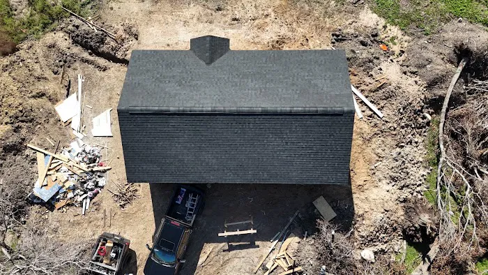 KGM Roofing Picture 1