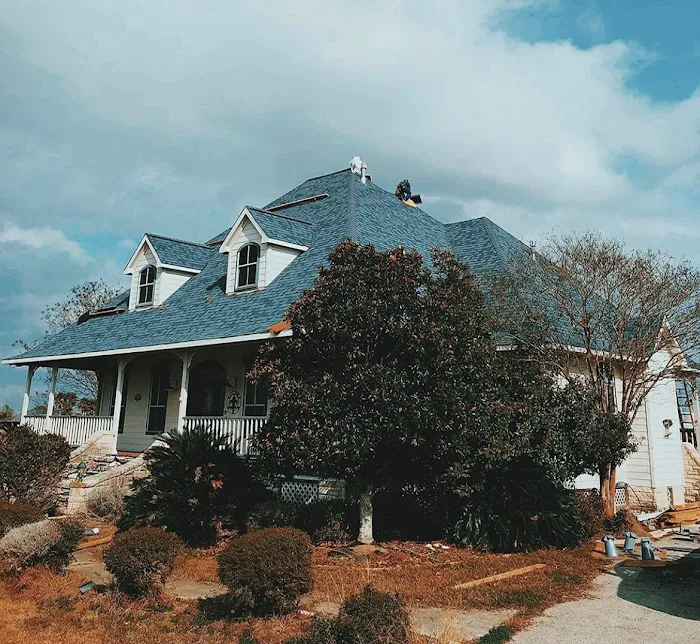 Rios Construction & Roofing Picture 2