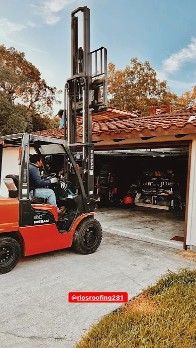 Rios Construction & Roofing Picture 9