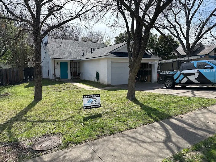 Elite Roofing LLC Picture 10