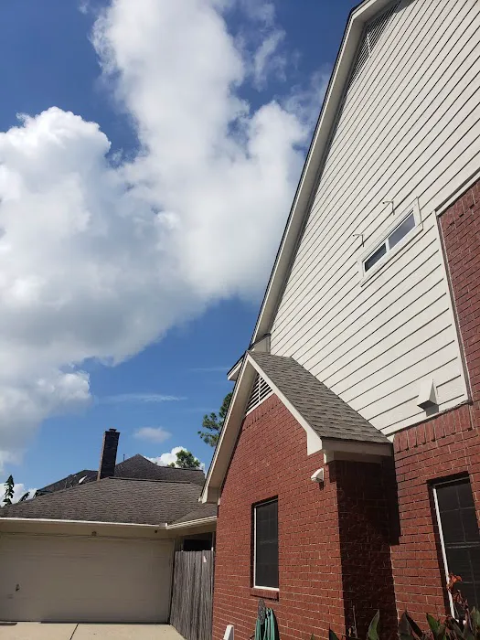 A1 Roofing and Siding CLEAR LAKE Picture 1