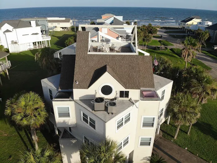 Handal's Roofing Picture 2