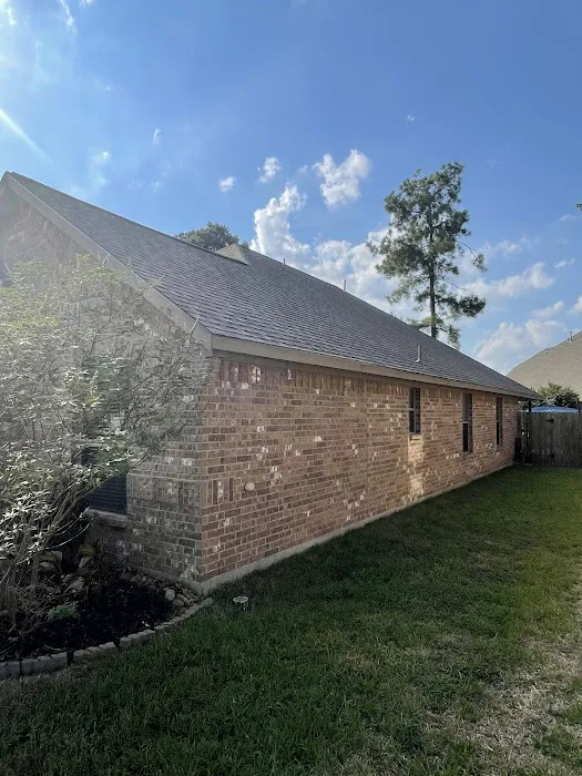 Weather Shield Structures LLC - Kingwood Roofing Pros Picture 7