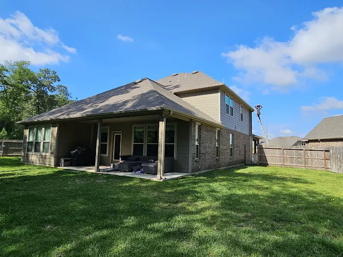 Orion's Rain Exteriors Picture 8