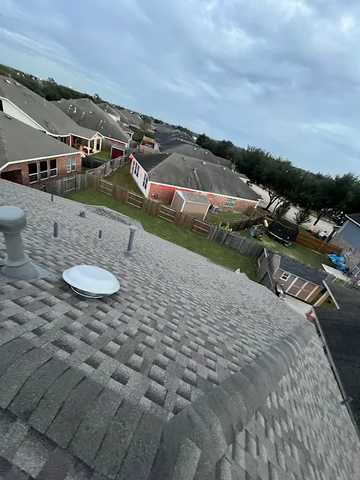 AZUR GMP ROOFING Picture 3