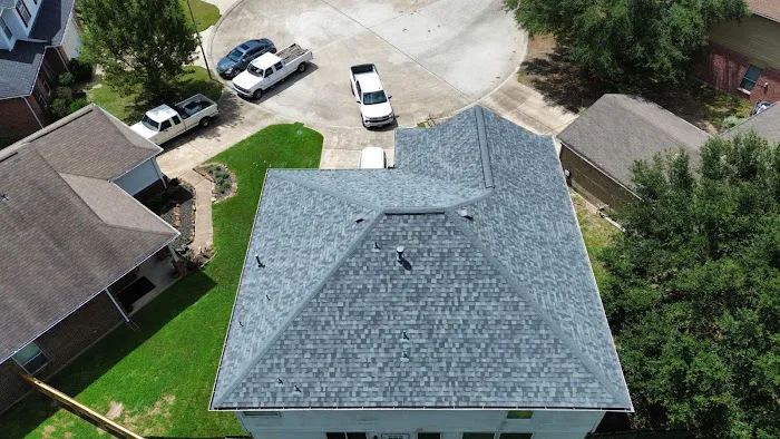 DR Roofing and Construction Picture 2