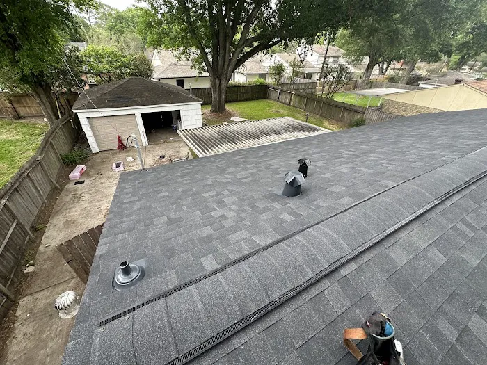 DR Roofing and Construction Picture 5