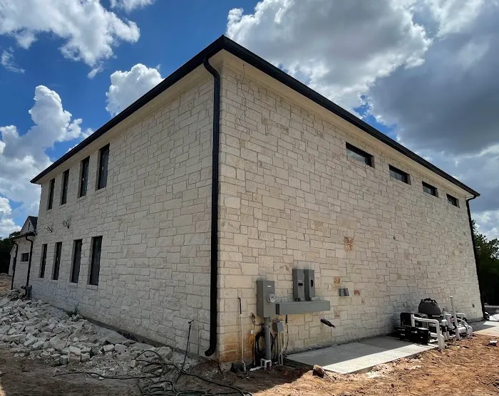 Strong Gutters & Roofing Picture 4