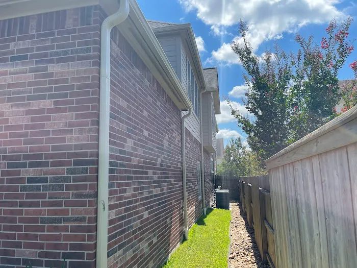 Strong Gutters & Roofing Picture 8