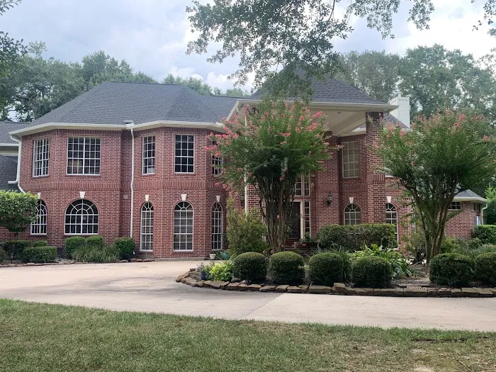 Houston Roofing & Construction Picture 10