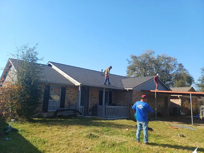 Bustamante Roofing and Construction Picture 3