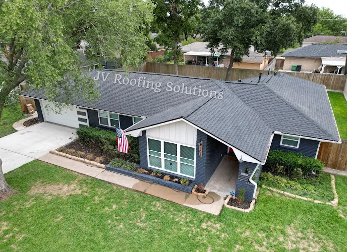 Bustamante Roofing and Construction Picture 10