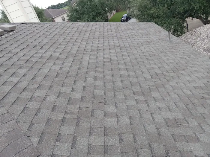 DG Roofing & Services Picture 4
