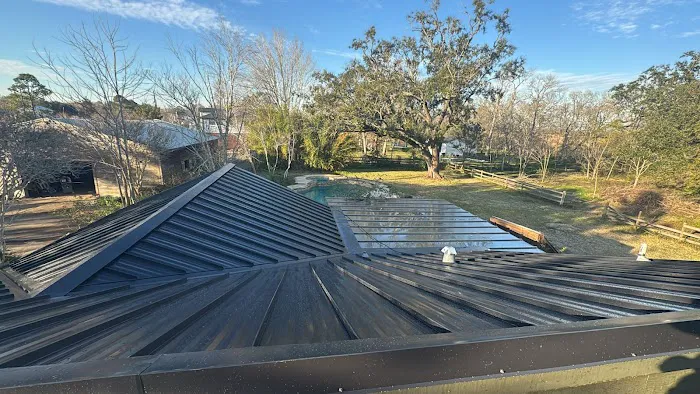 DG Metal Roofing & Exteriors LLC Picture 4