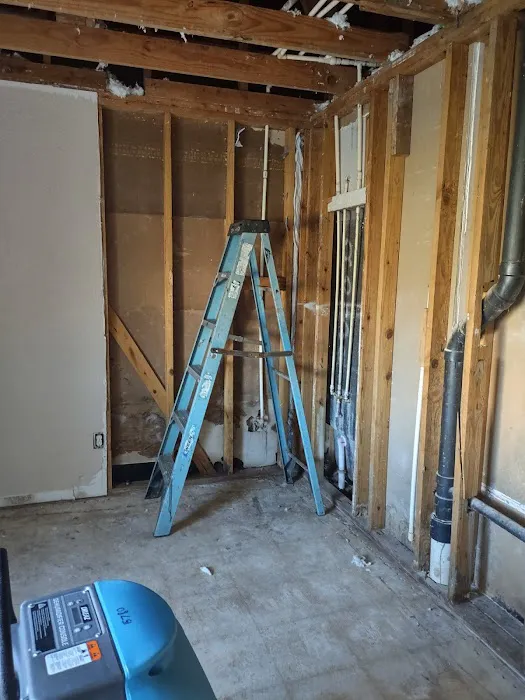 Lavalion Roofing & Home Services Picture 3