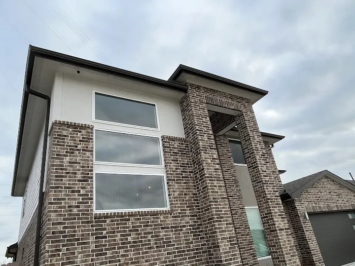 Lavalion Roofing & Home Services Picture 2