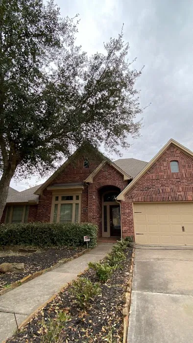 Lavalion Roofing & Home Services Picture 4