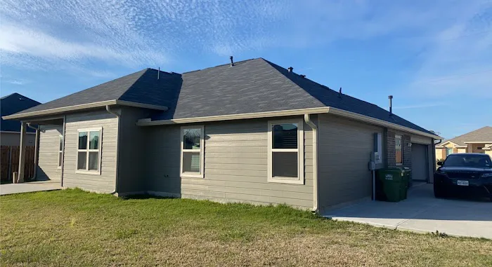 Lopez Roofing and Construction Picture 3