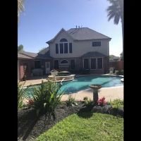 M&R Construction, Roofing and Painting ico