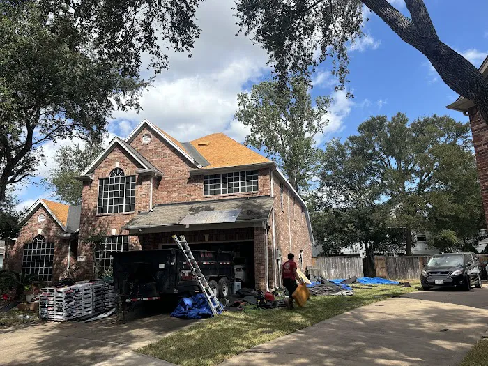 M&R Construction, Roofing and Painting Picture 10