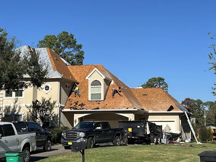 M&R Construction, Roofing and Painting Picture 4