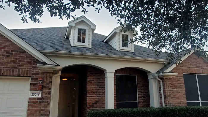 MASTERPIECE ROOFING AND REMODELING Picture 3