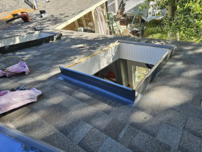 Simple Growth LLC | Roofing Company Houston Picture 5