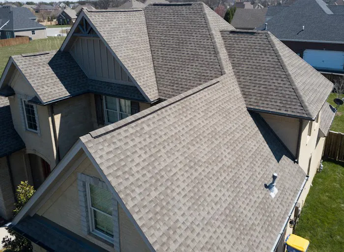 Simple Growth LLC | Roofing Company Houston Picture 1