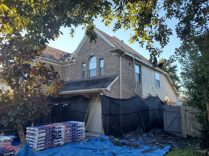 No Mess Gutters and Roofing Services Inc. Picture 3