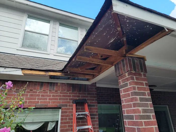 No Mess Gutters and Roofing Services Inc. Picture 9