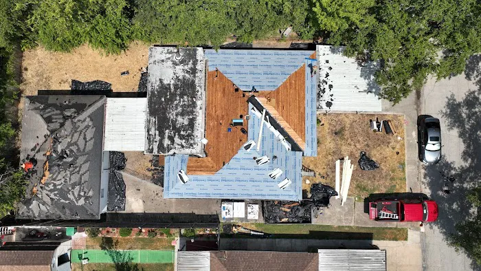 Apex Roofing & Construction LLC Picture 4